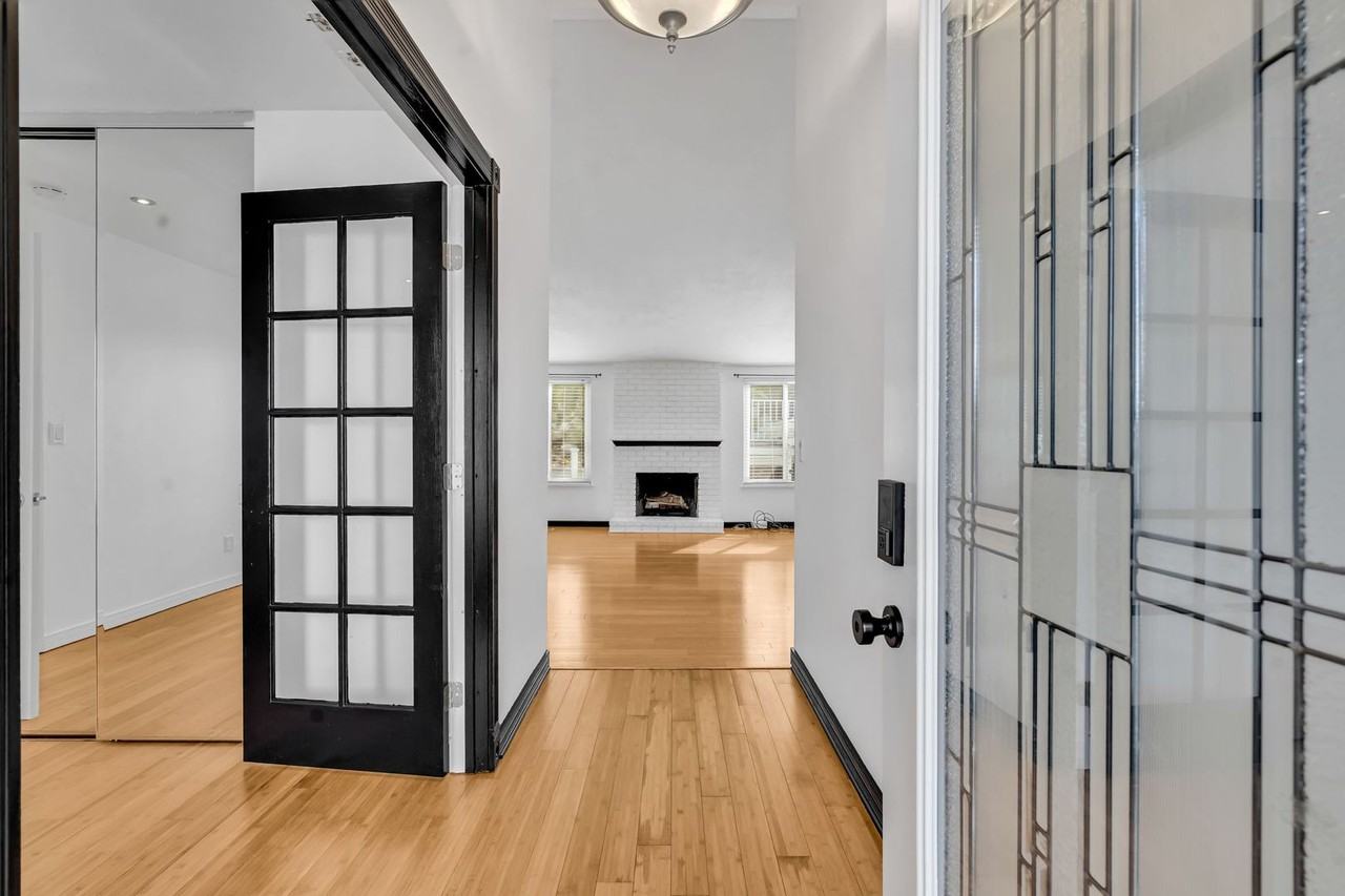 909 Halite Way - Photo 7 of 50