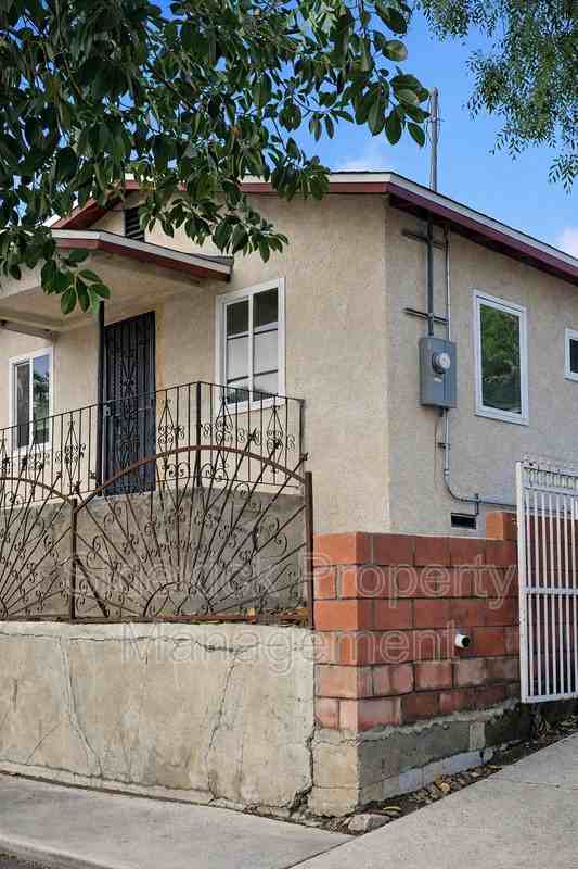 5009 Wadena St - Photo 3 of 20