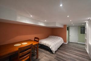 featured image of McFarland Ave & Ashburnham Rd