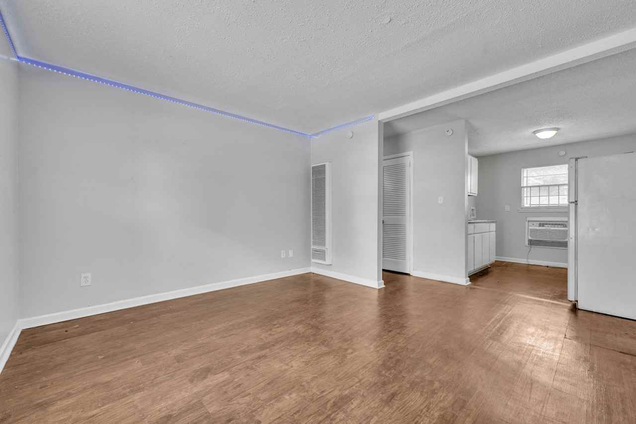 712 47th Street N Birmingham 35212 - Photo 2 of 13