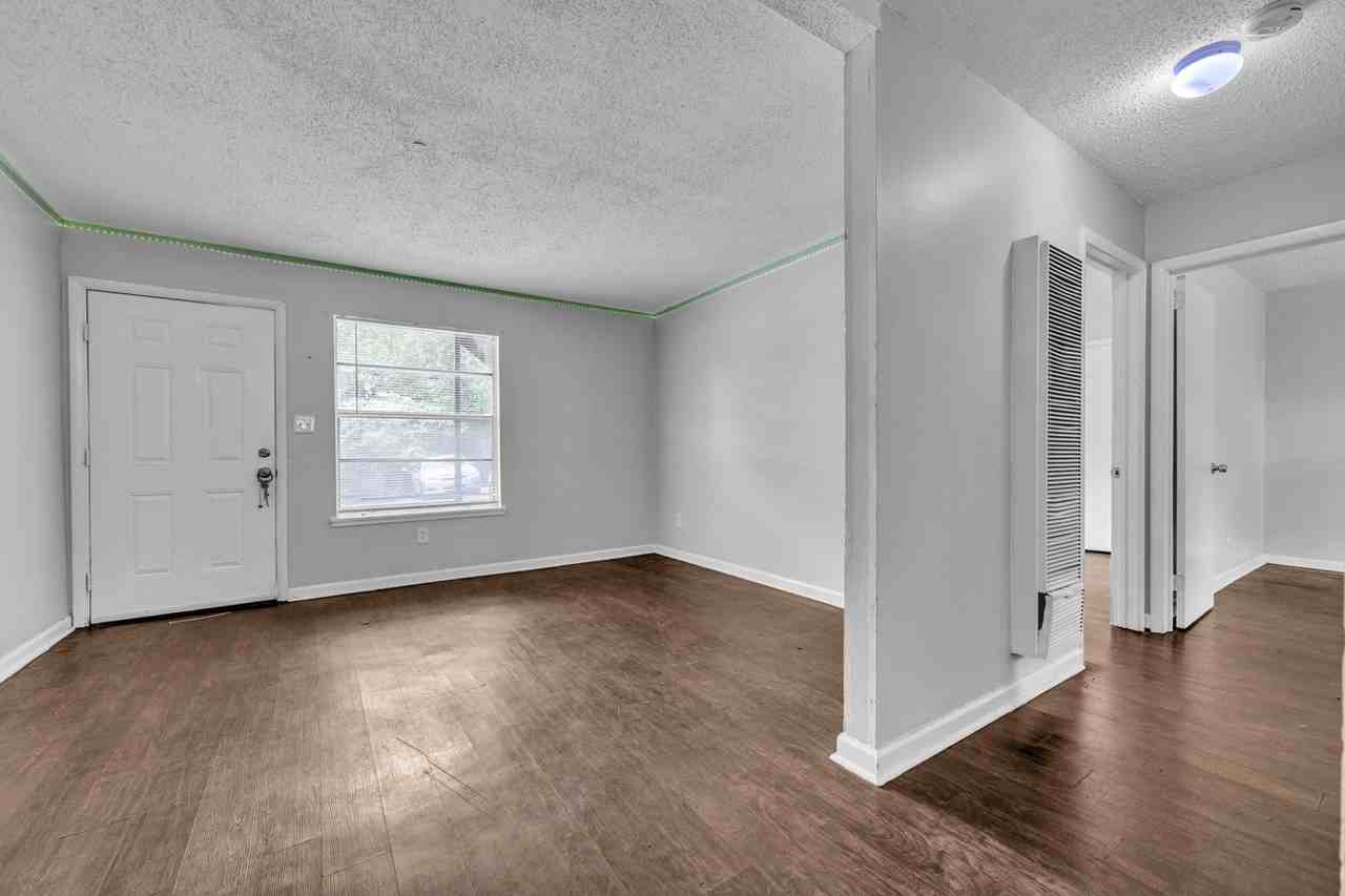 712 47th Street N Birmingham 35212 - Photo 4 of 13