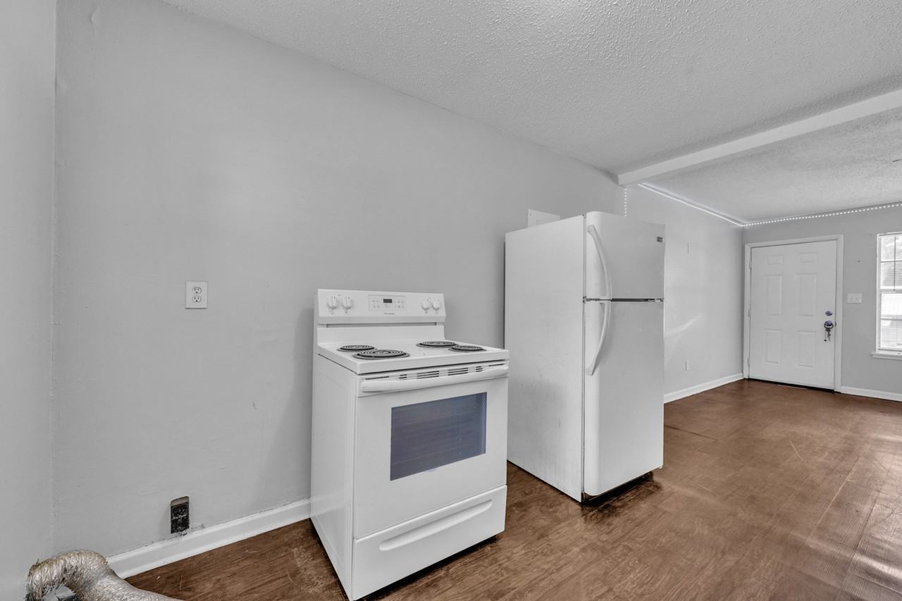 712 47th Street N Birmingham 35212 - Photo 7 of 13