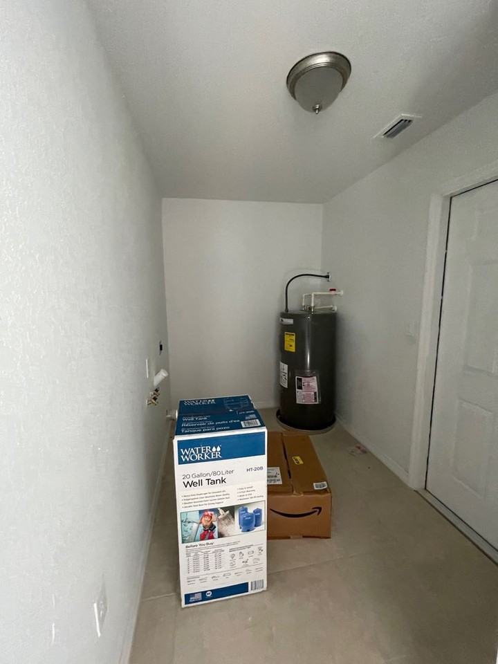 3055 Morning Glory Dr - Photo 3 of 10