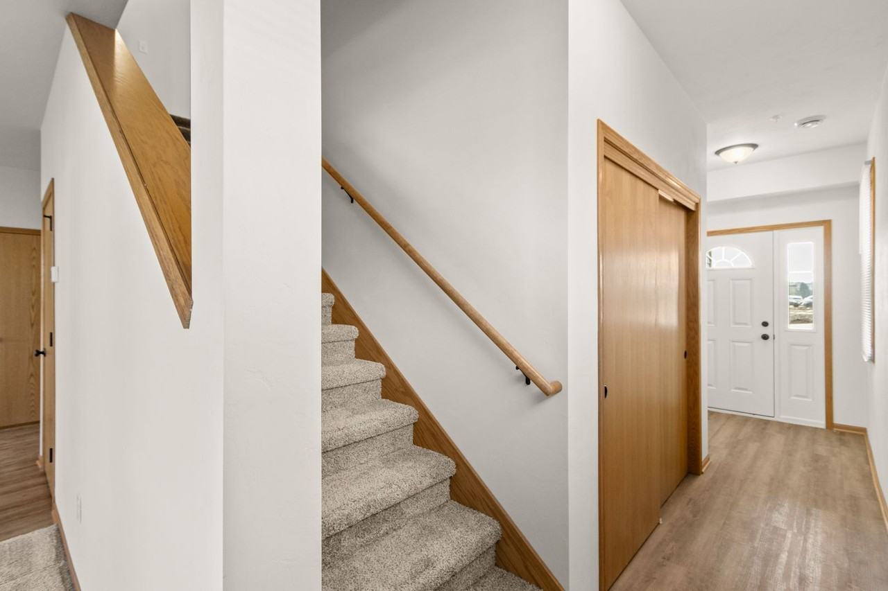 1030 1030 Upper Glacier Path - Photo 2 of 16