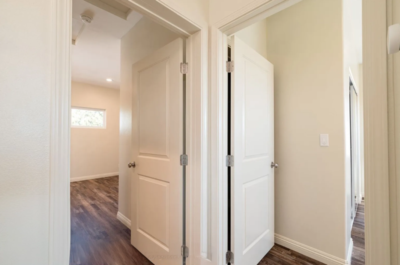 3258 1/2 Dundas St #CA - Photo 7 of 19