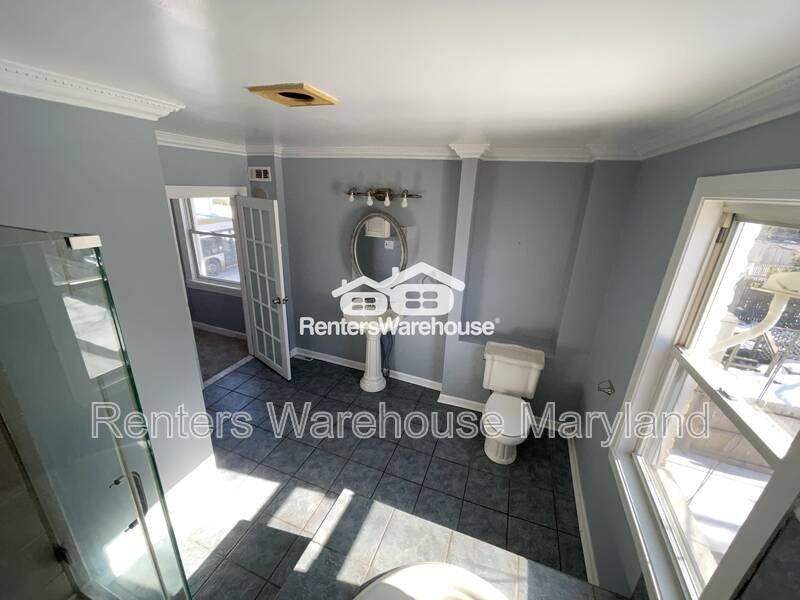 1519 Union Ave - Photo 6 of 18