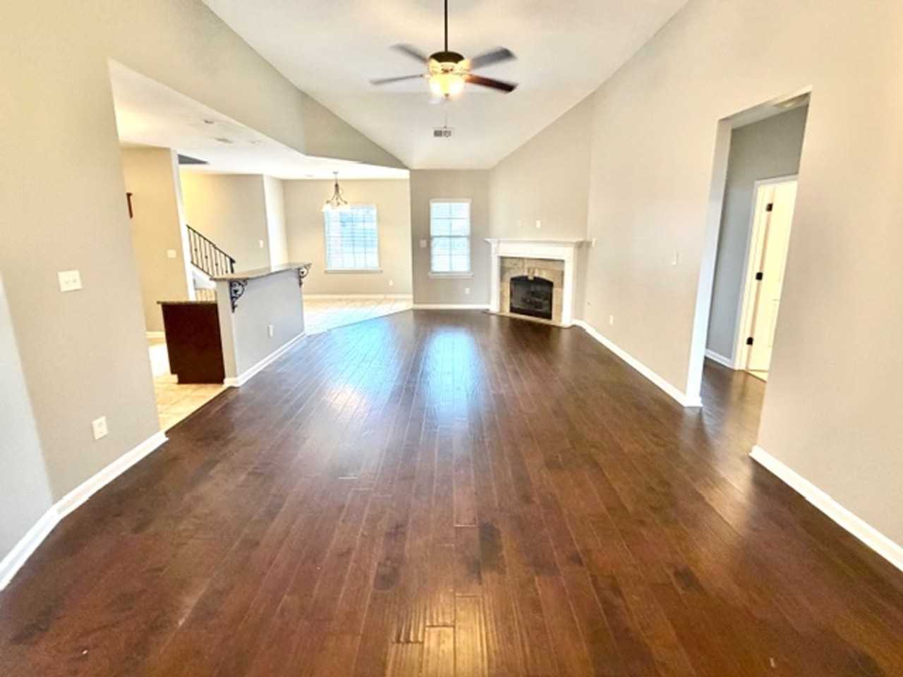 4904 Richard Place Cv - Photo 3 of 12