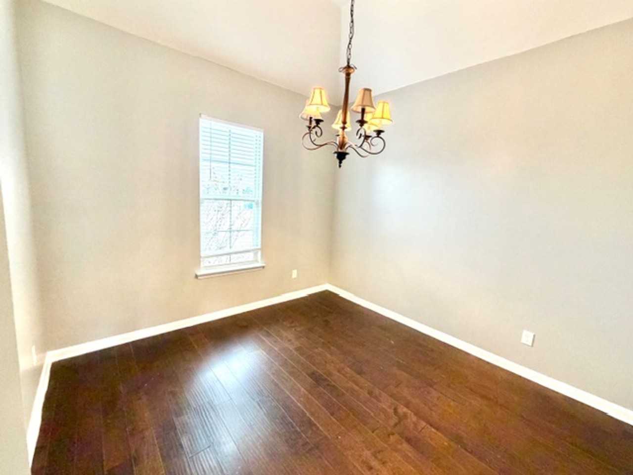 4904 Richard Place Cv - Photo 4 of 12