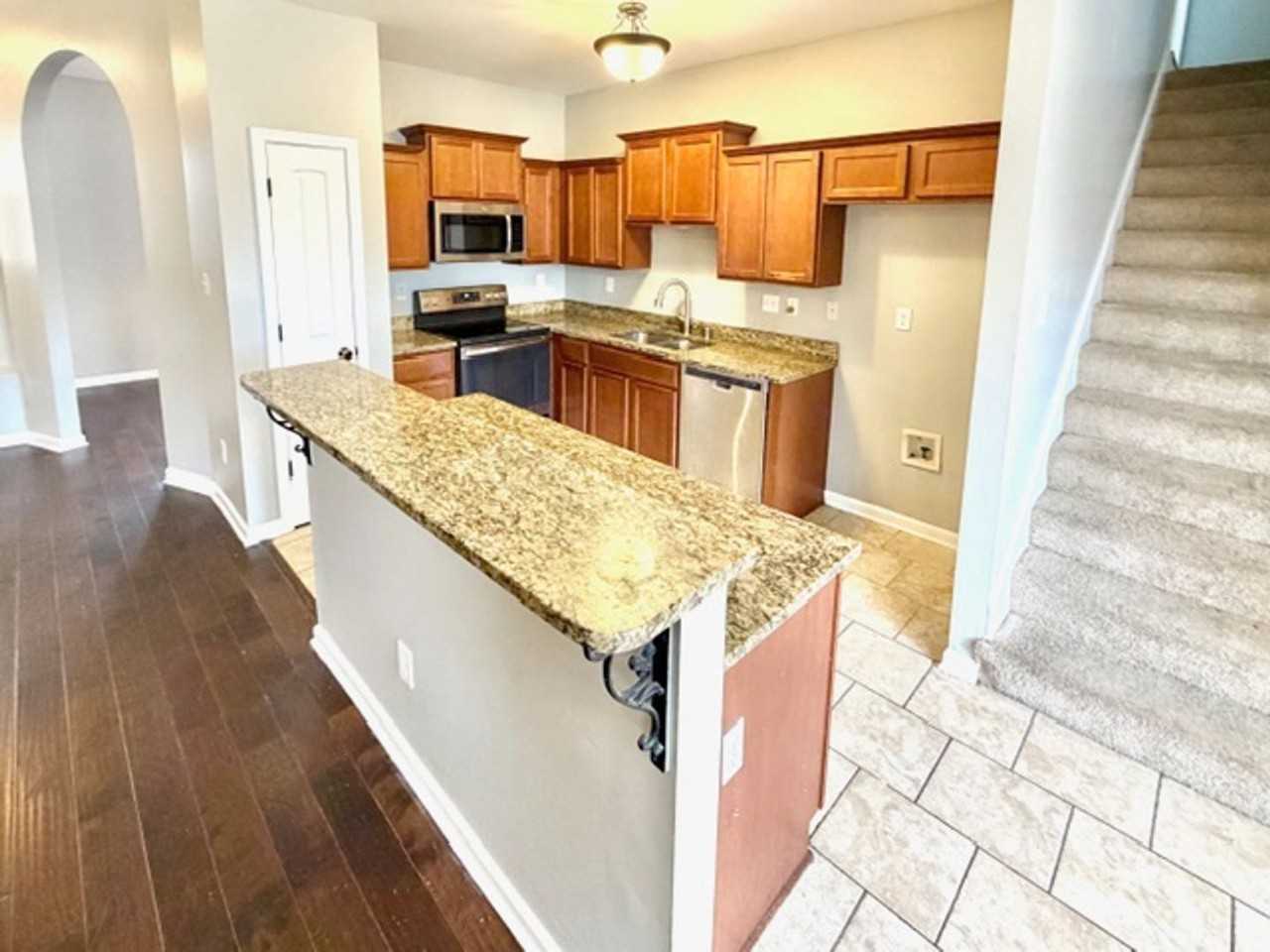 4904 Richard Place Cv - Photo 5 of 12