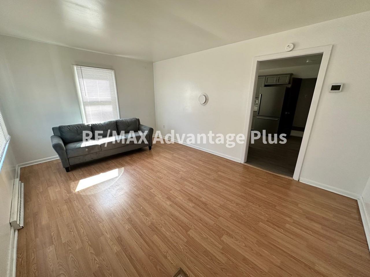 409 Park Ave - Photo 2 of 17