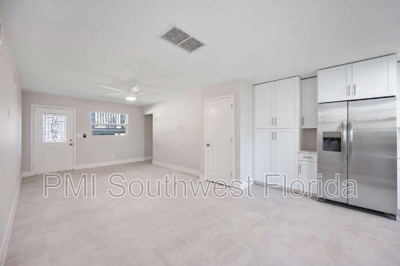 5039 N Beach Rd - Photo 3 of 35