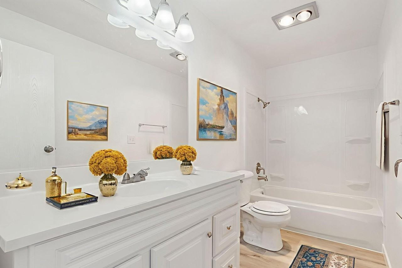 North Haven Apartments - Photo 6 of 11