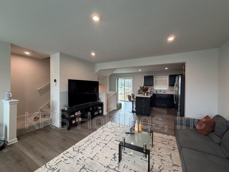 115 C St - Photo 5 of 15