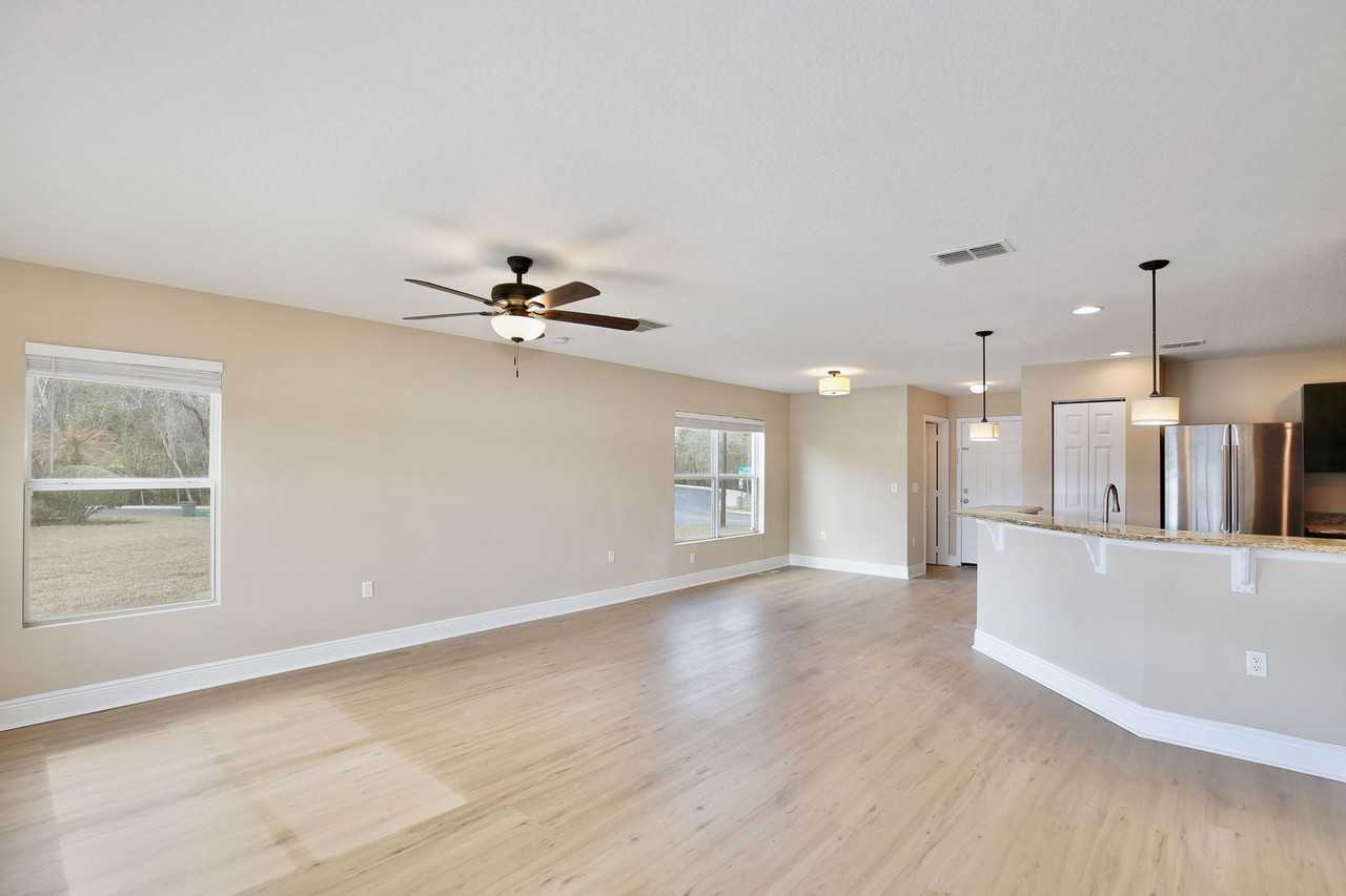 3811 Gliding Pl - Photo 4 of 25