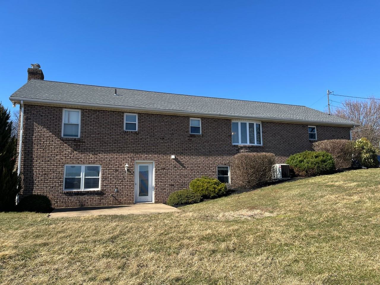 1162 Bucktail Ln - Photo 2 of 50