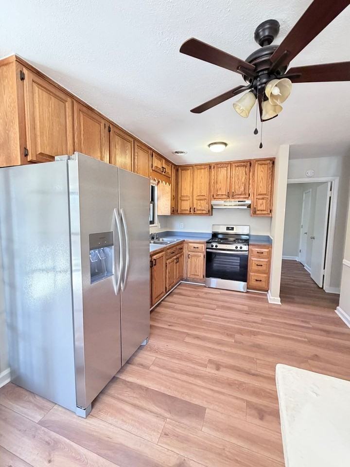 22 Tipperary Dr - Photo 4 of 12