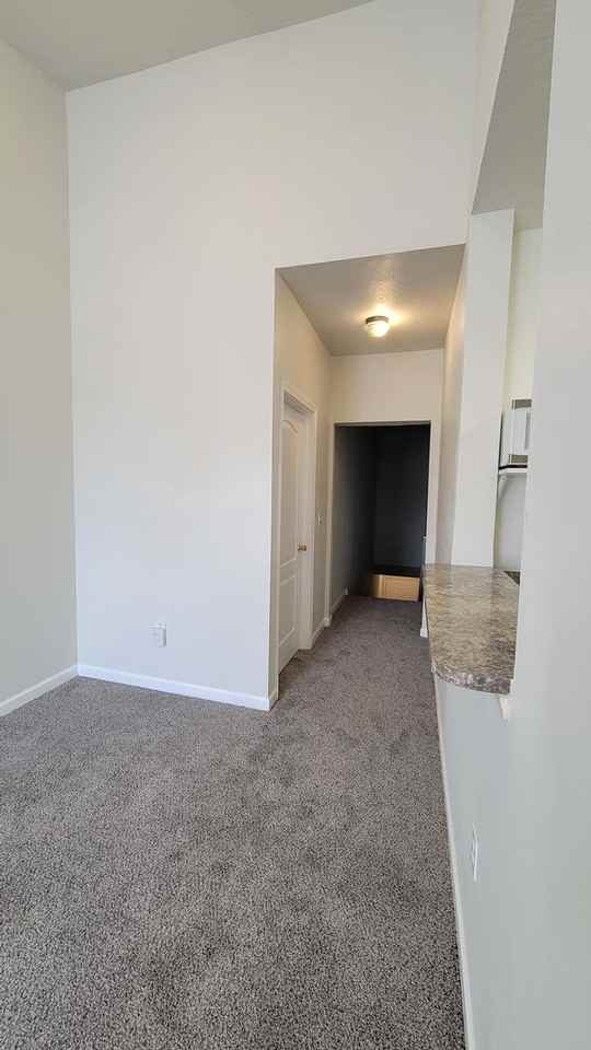 17975 Villa Creek Dr - Photo 6 of 40