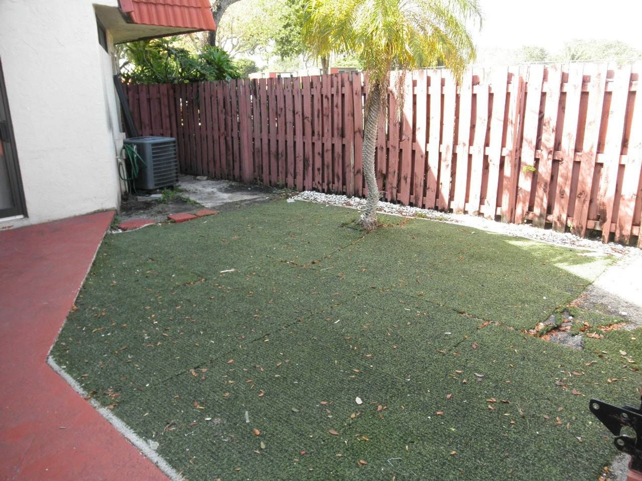 3893 Victoria Dr - Photo 7 of 22