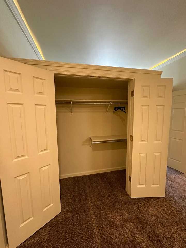 327 S. 8th St. - 330 S. 9th St. - Photo 6 of 41