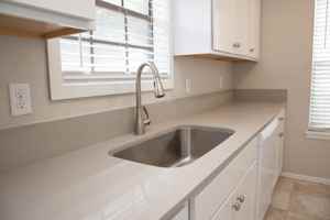 featured image of 814 San Saba Dr