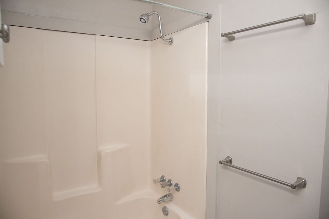 814 San Saba Dr - Photo 7 of 11