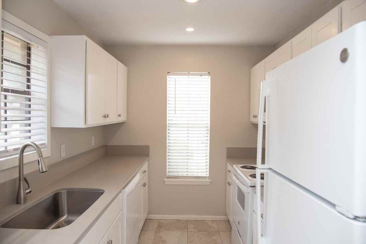 817 San Saba Dr - Photo 4 of 13