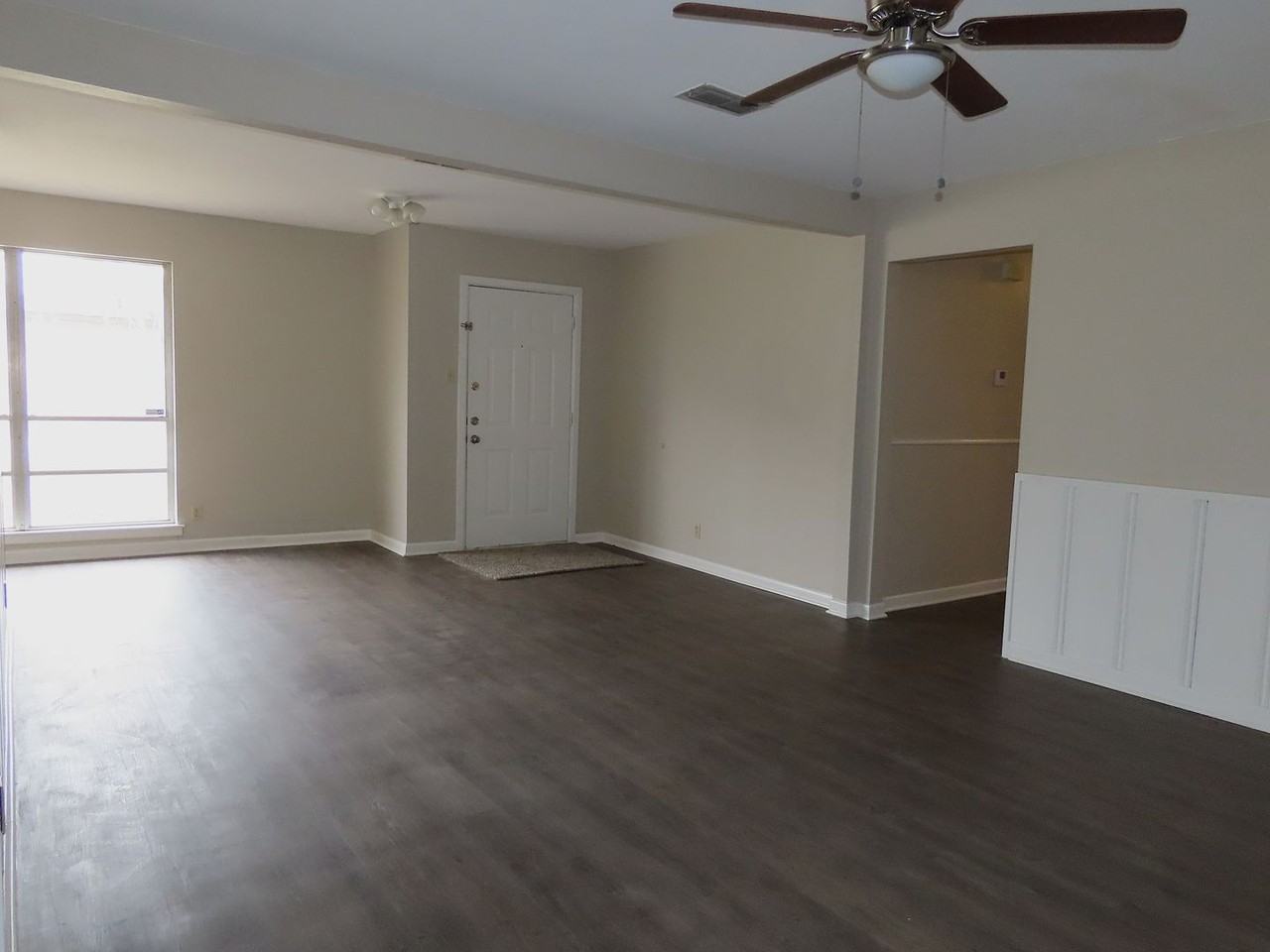 2417 Oak Crest Dr - Photo 5 of 23