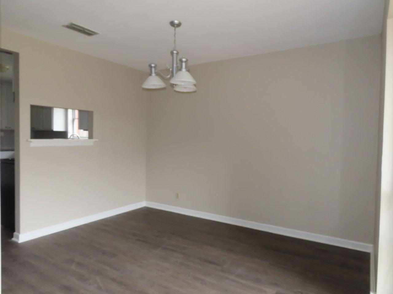 2417 Oak Crest Dr - Photo 6 of 23