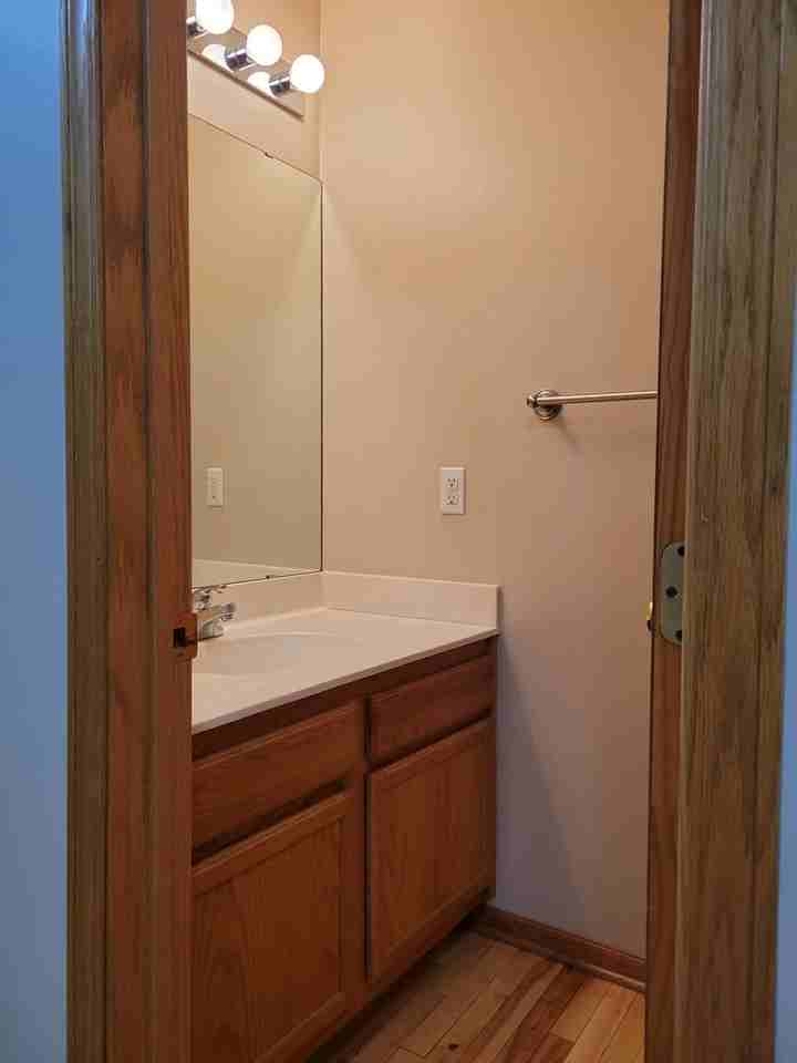 715 Grandview Way - Photo 6 of 37