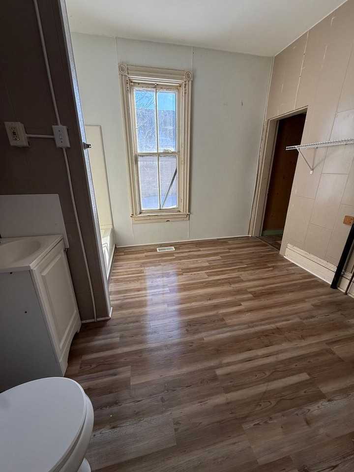 6240 Licking Valley Rd - Photo 3 of 6