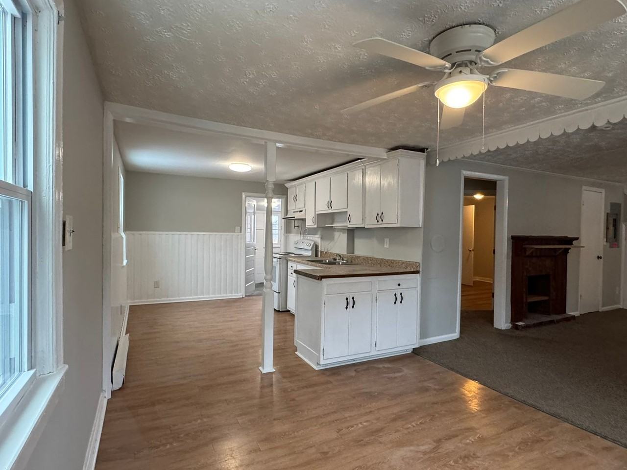 16207 Lucia Dr - Photo 3 of 23