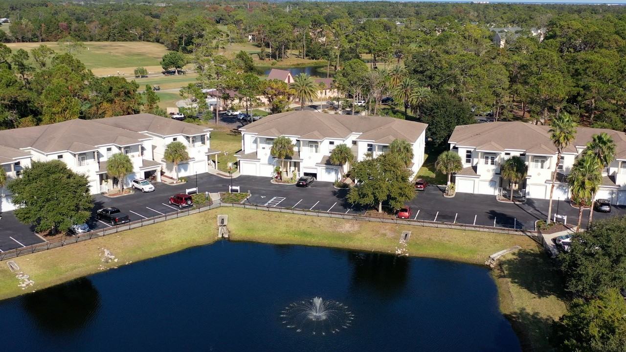 332 Devon Cir - Photo 2 of 24