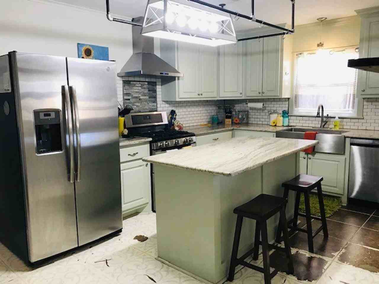 2217 Elms St - Photo 6 of 13