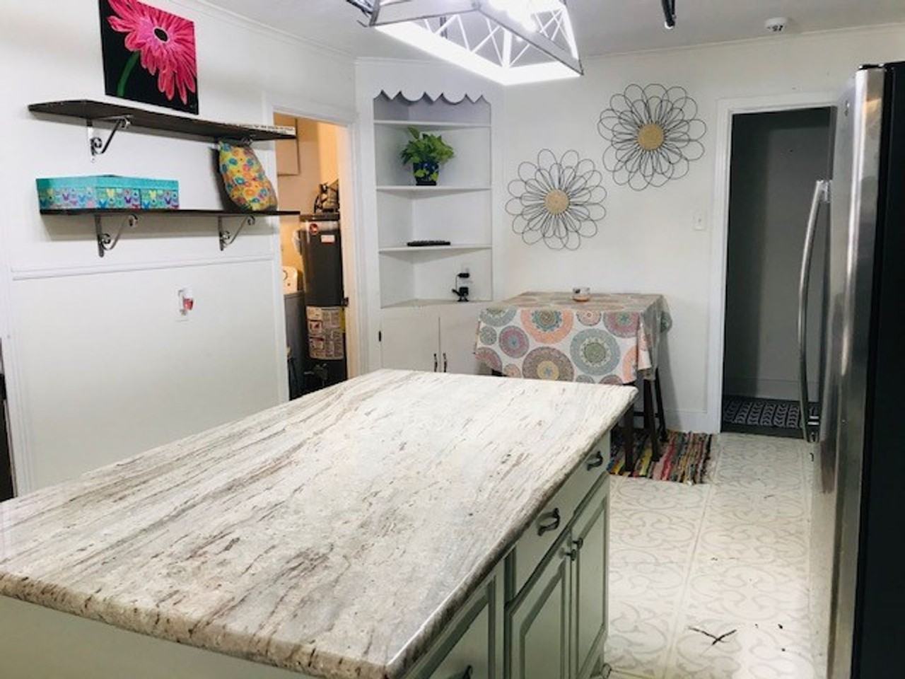 2217 Elms St - Photo 7 of 13