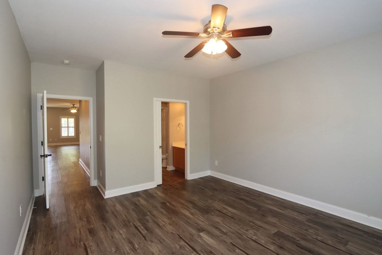 156 Hardinberry St - Photo 5 of 19