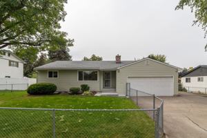 featured image of 816 S Bannen Rd