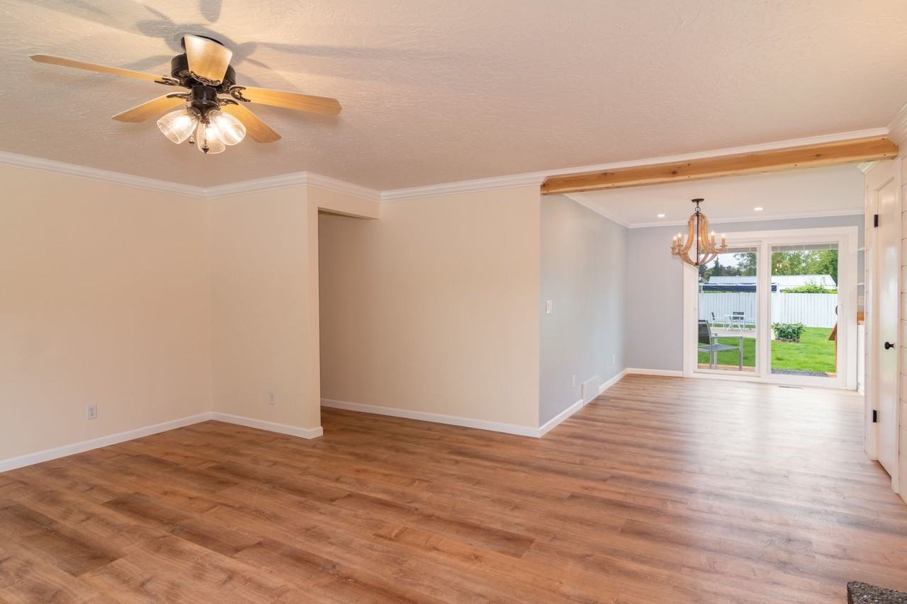 816 S Bannen Rd - Photo 2 of 25