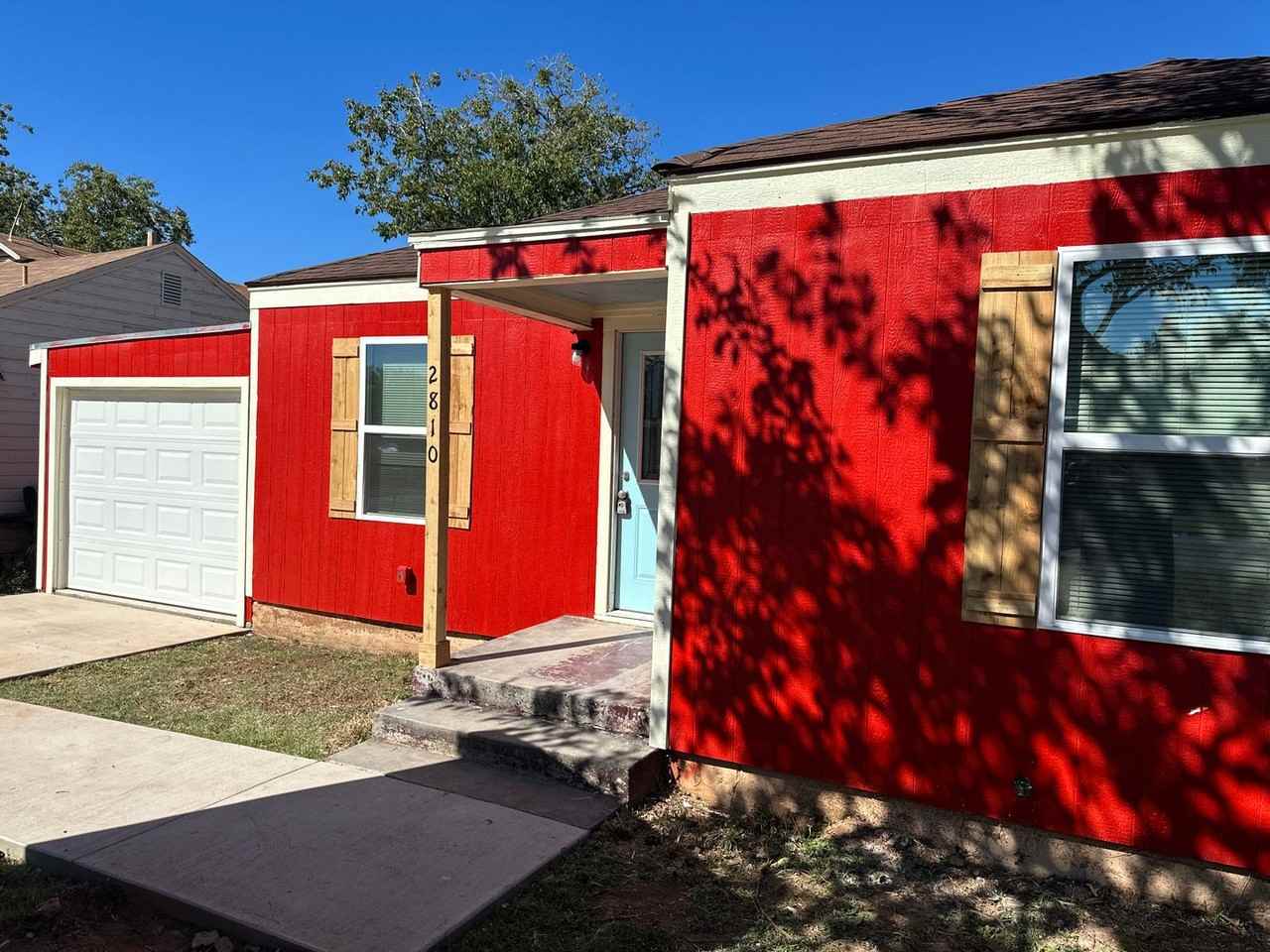 2810 S 10th St - Photo 4 of 19