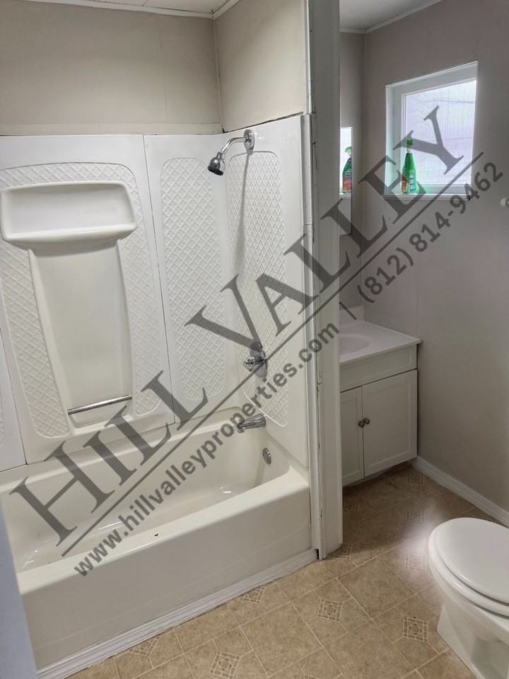 2628 N 12th St - Photo 2 of 12