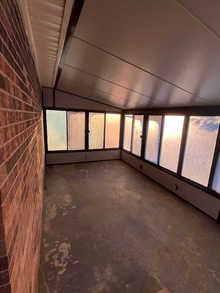 201 S Glencove - Photo 6 of 12