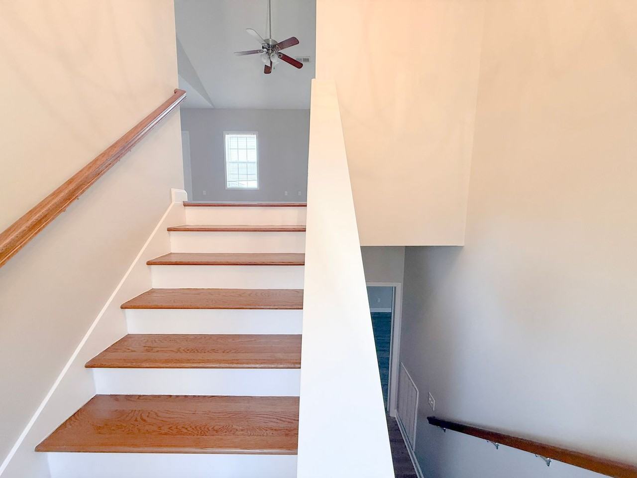 1501 Bay View Dr - Photo 2 of 40