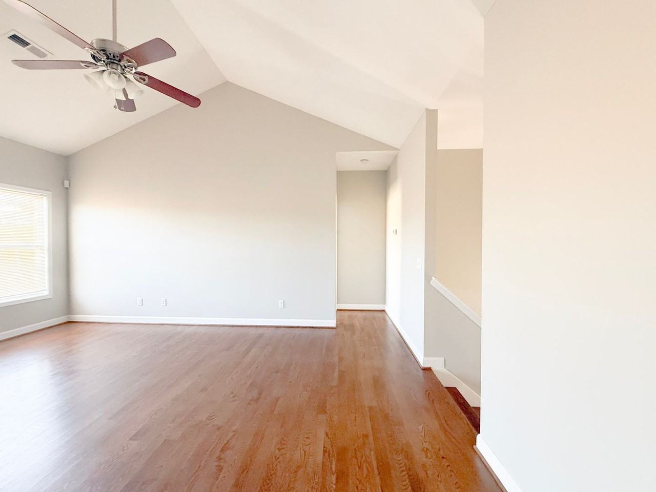 1501 Bay View Dr - Photo 6 of 40