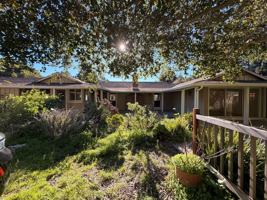 featured image of 809 Browns Valley Rd