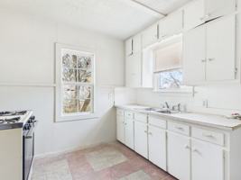 featured image of 2216 S Polk St
