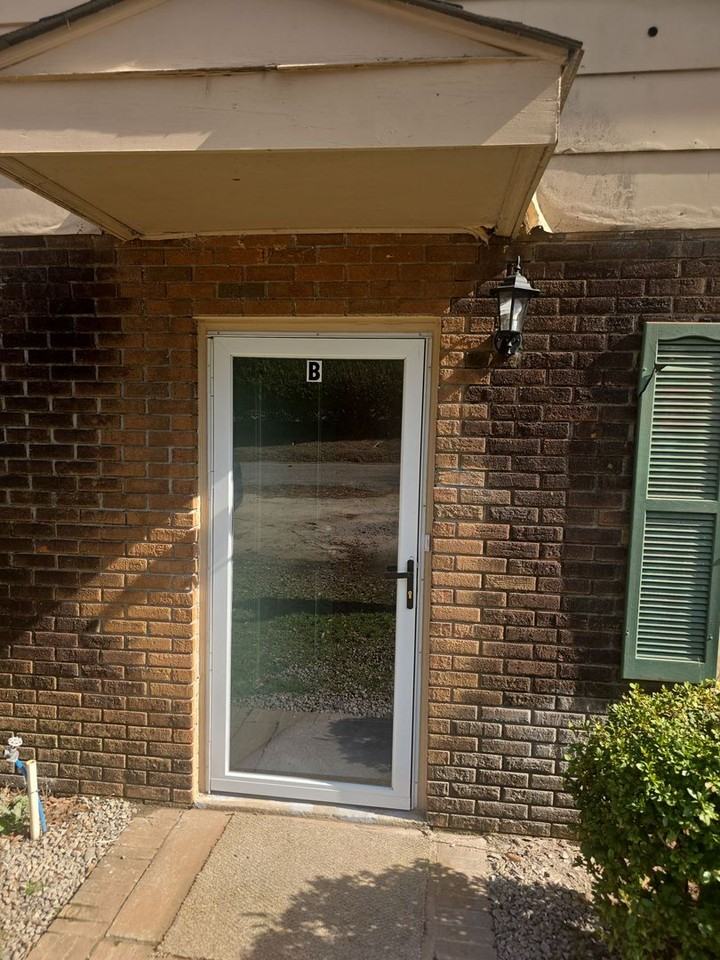 1520 Canal Dr #B - Photo 2 of 13