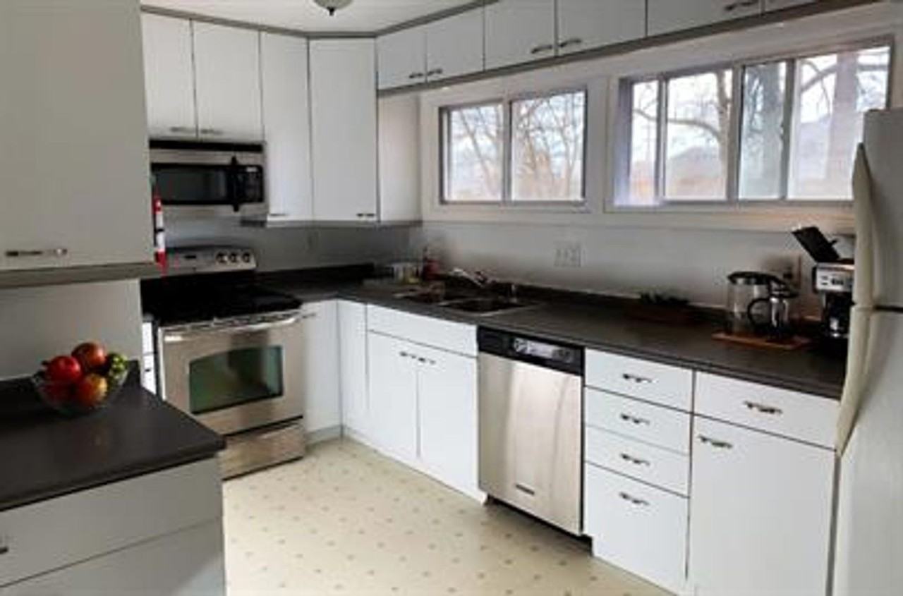 203 Buena Vista Dr - Photo 3 of 8