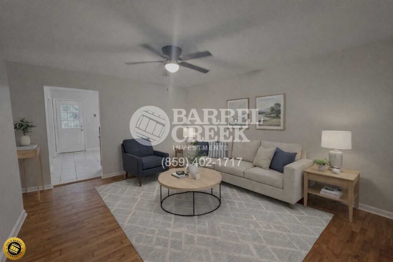 308 Bond St - Photo 3 of 15