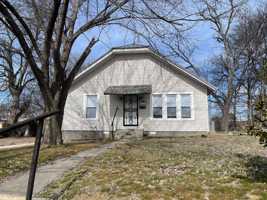 featured image of 1300 Aggie Rd