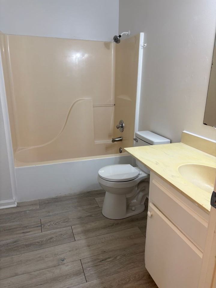 2102 Clark St Lot B - Photo 4 of 7