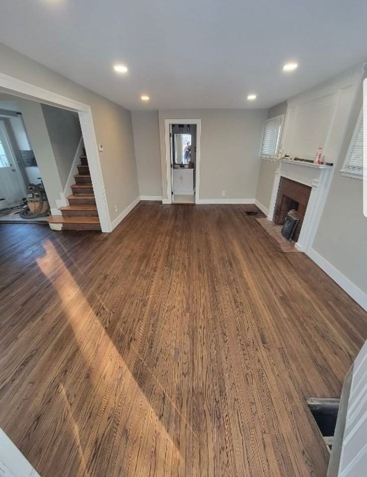 928 S 18th St - Photo 2 of 3